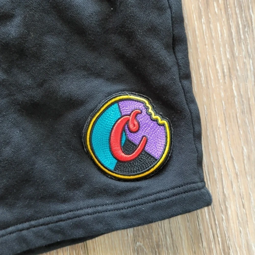 Cookies SHOW AND PROVE PROVE FLEECE SHORTS 100% Authentic SIZE medium - Picture 2 of 6